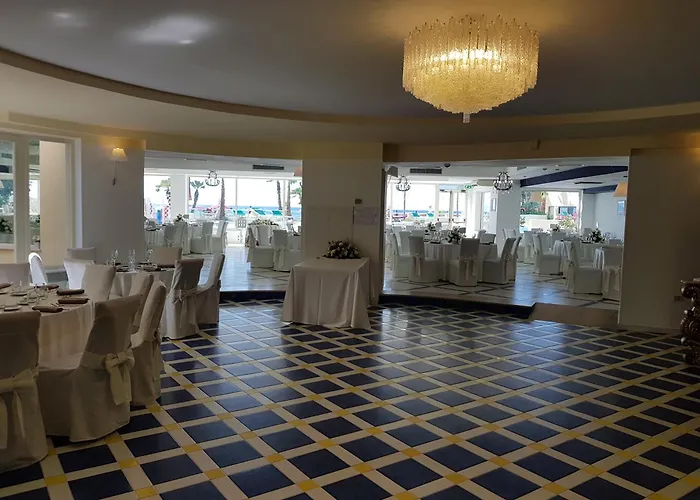 Hotel La Playa
